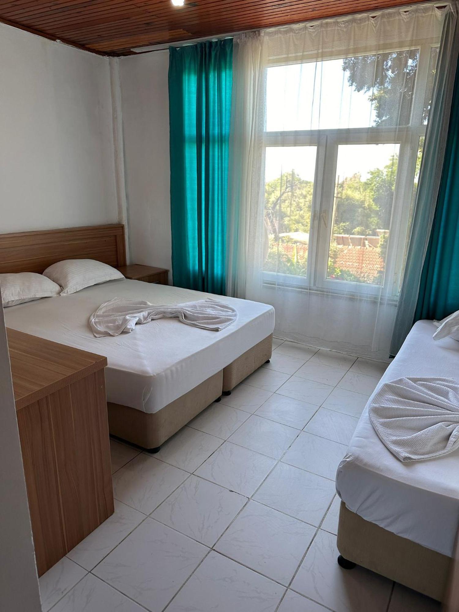 Hotel Zümrüt Pansıyon Side Exterior foto