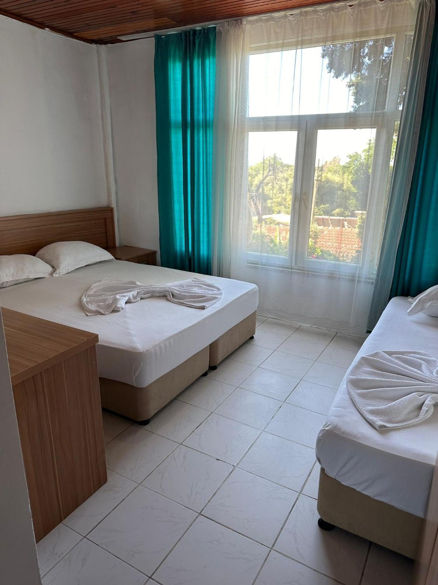 Hotel Zümrüt Pansıyon Side Exterior foto